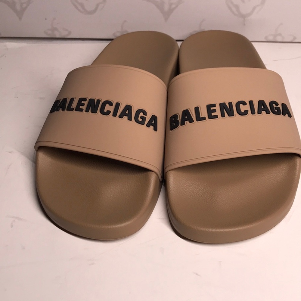 New Authentic 🔥 Balenciaga Rubber Logo Slides | Designer Poolside Chic 🔥